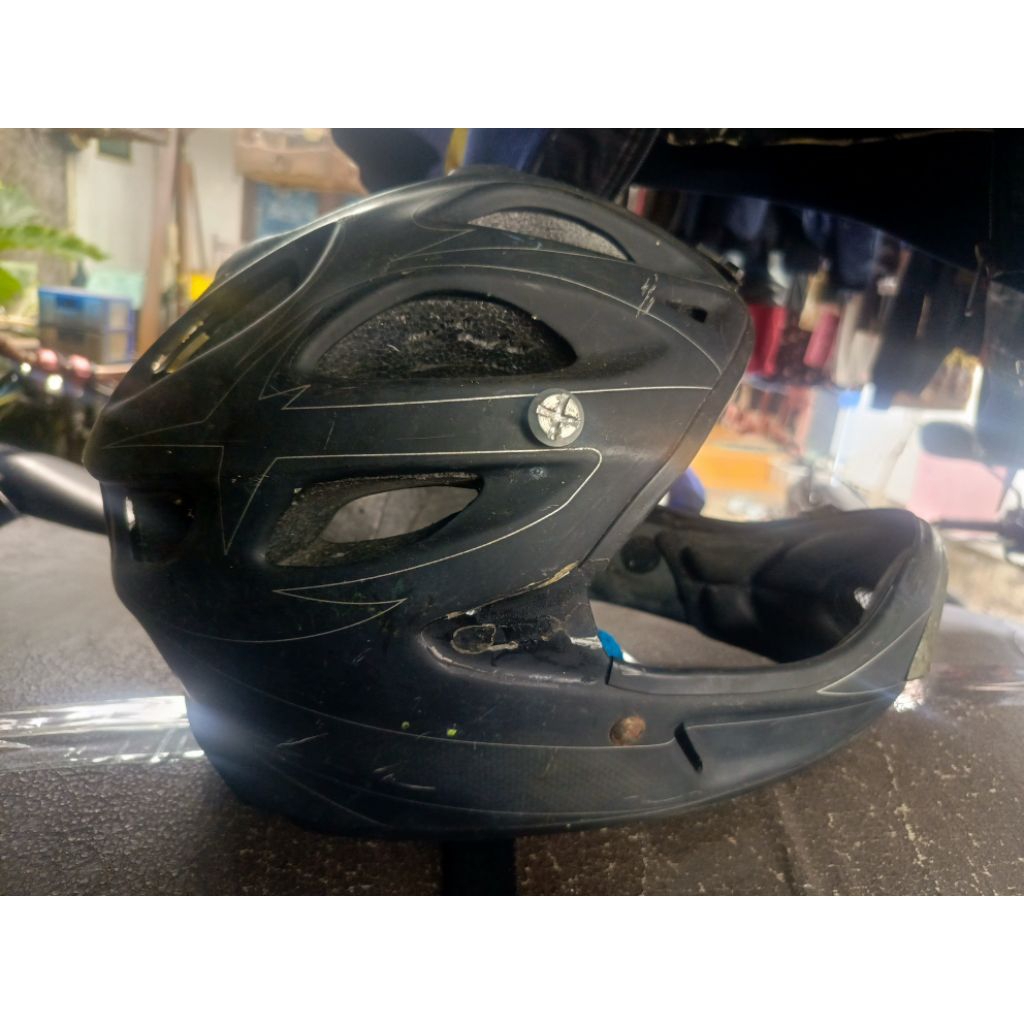 helm sepeda Dunhill carbon bahan