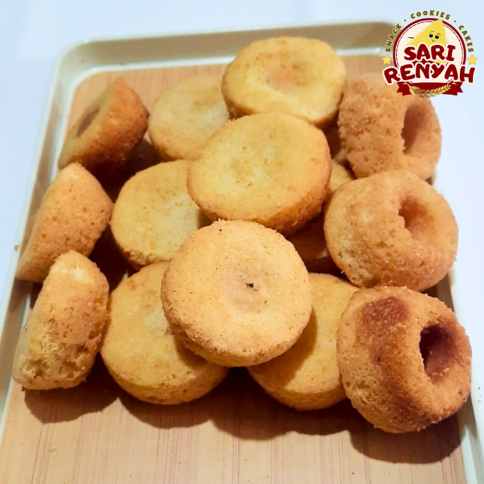 

Kue Bolu Manis Kering SINAR 250g / Kue Kering Cemilan Ringan - Sari Renyah