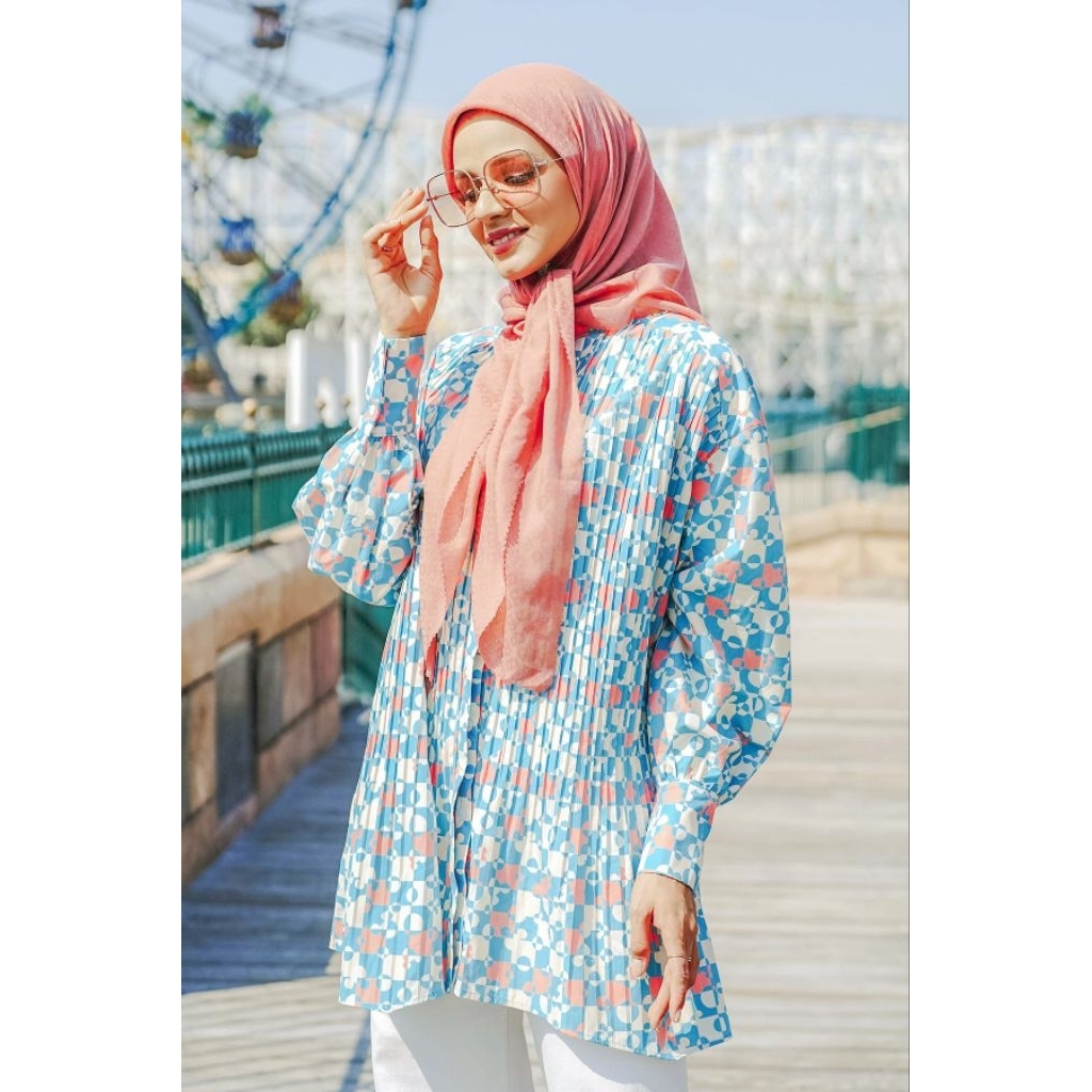 New Benang Jarum Puzzlea Pleated Shirt-Turqoise