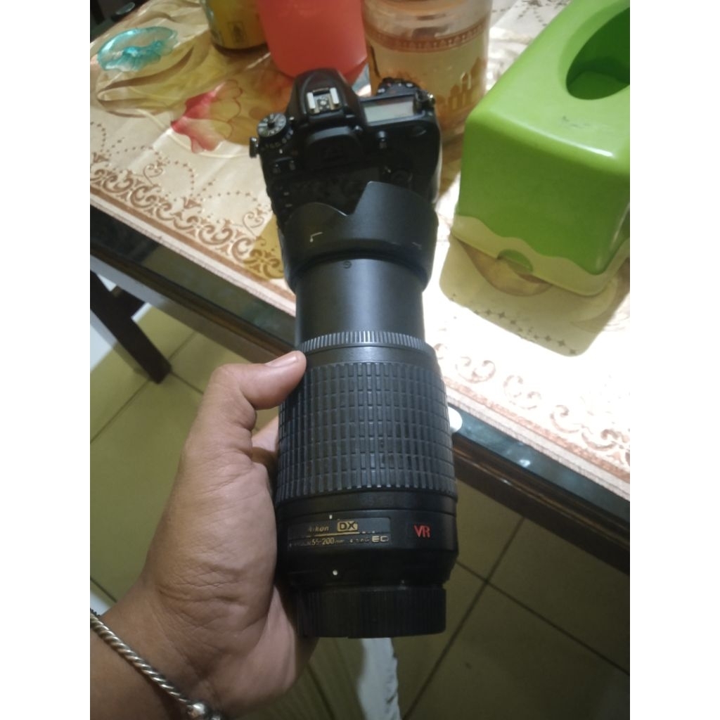 lensa tele nikon 55-200