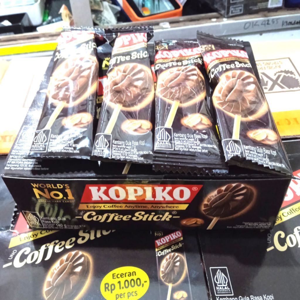 Kopiko Permen Coffe Stick box 4 gr (isi 20 pcs)