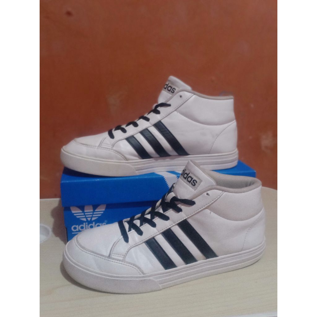 sepatu basket second size 44,