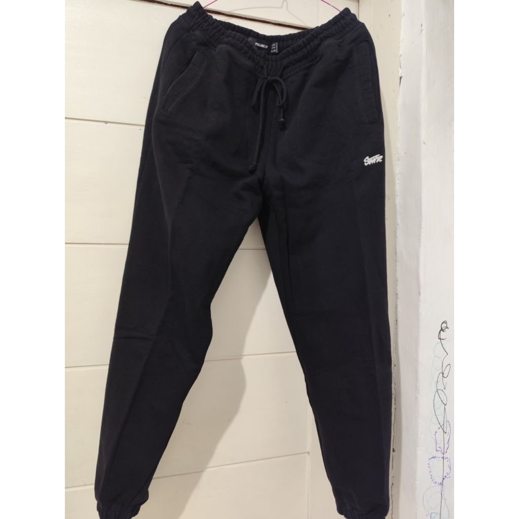 celana panjang Training pria Original by Pull&Bear (preloved)