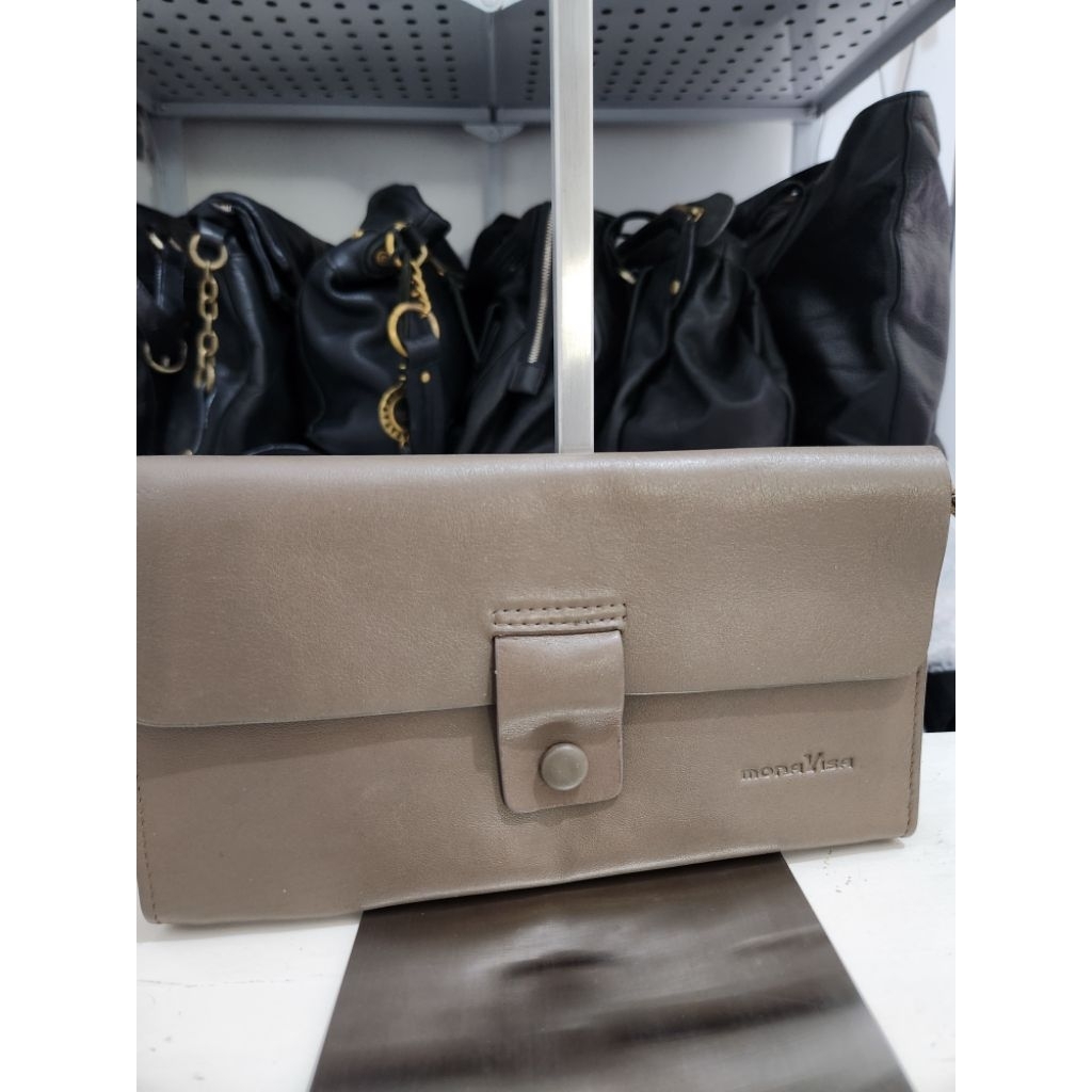 Preloved dompet wanita kulit asli Brand Monaliza