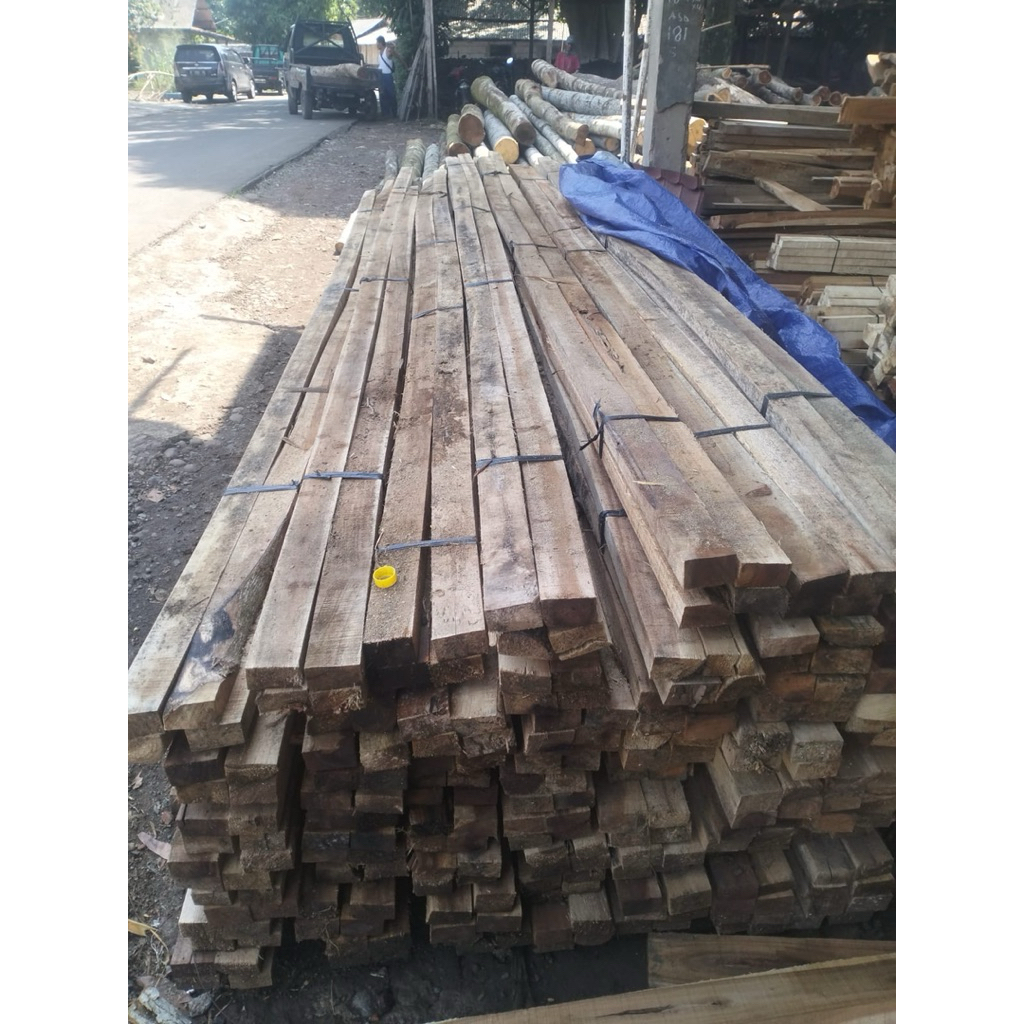 Kayu Kaso 4x6 cm Panjang 4 Meter 1 Ikat isi 6 Batang