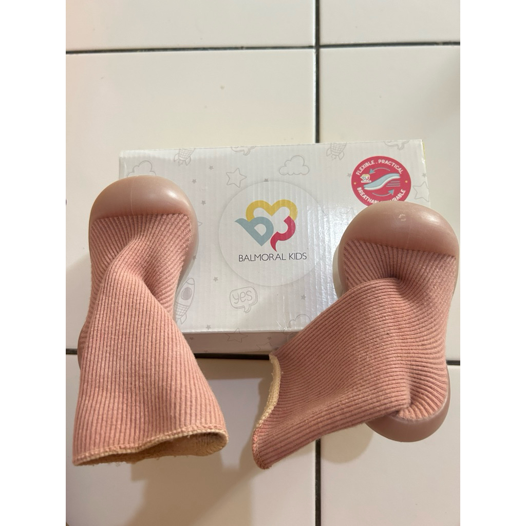 PRELOVED SEPATU ANAK PEREMPUAN BALMORAL KIDS