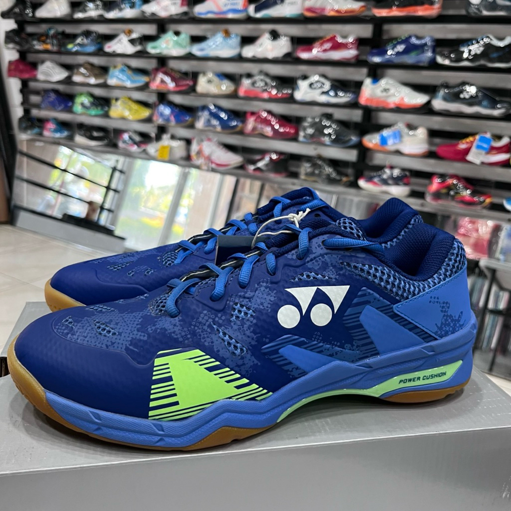 YONEX Power Cushion Eclipsion X