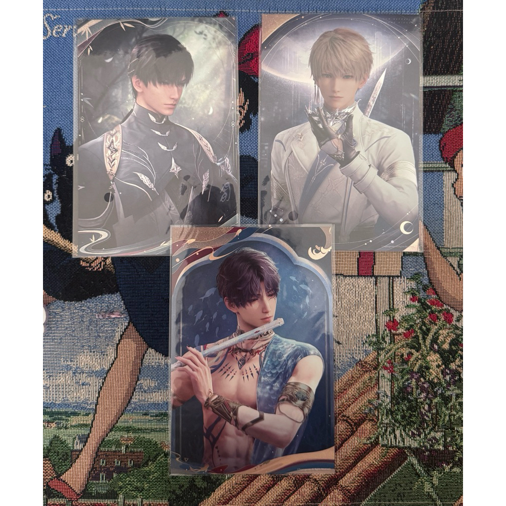 LOVE AND DEEPSPACE OFFICIAL MERCH POSTCARD