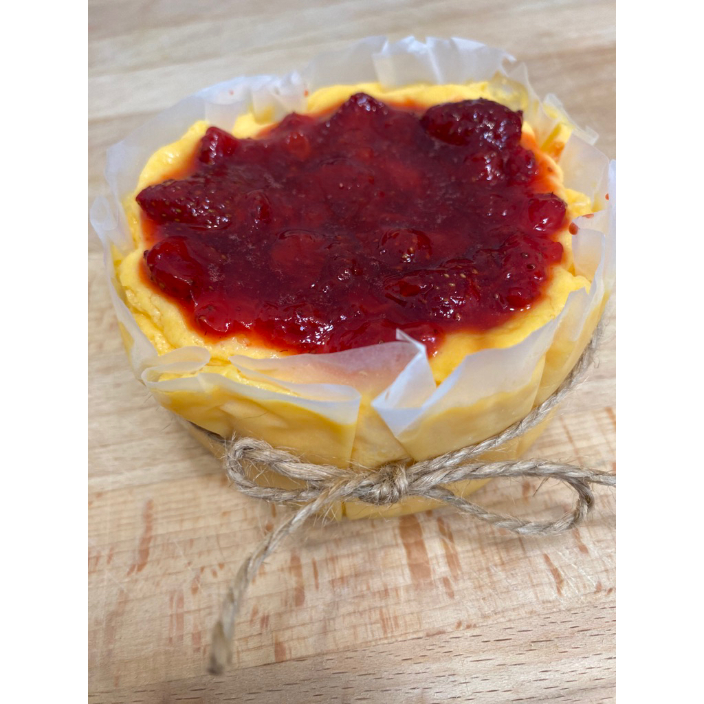 Mini - Strawberry Burnt Cheesecake