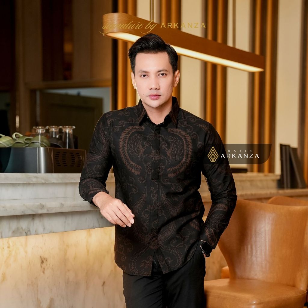 Arkanza Signature Motif Mahadipa Kemeja Batik Pria Lengan Panjang Eksklusif Curved Hem Jahitan Presi