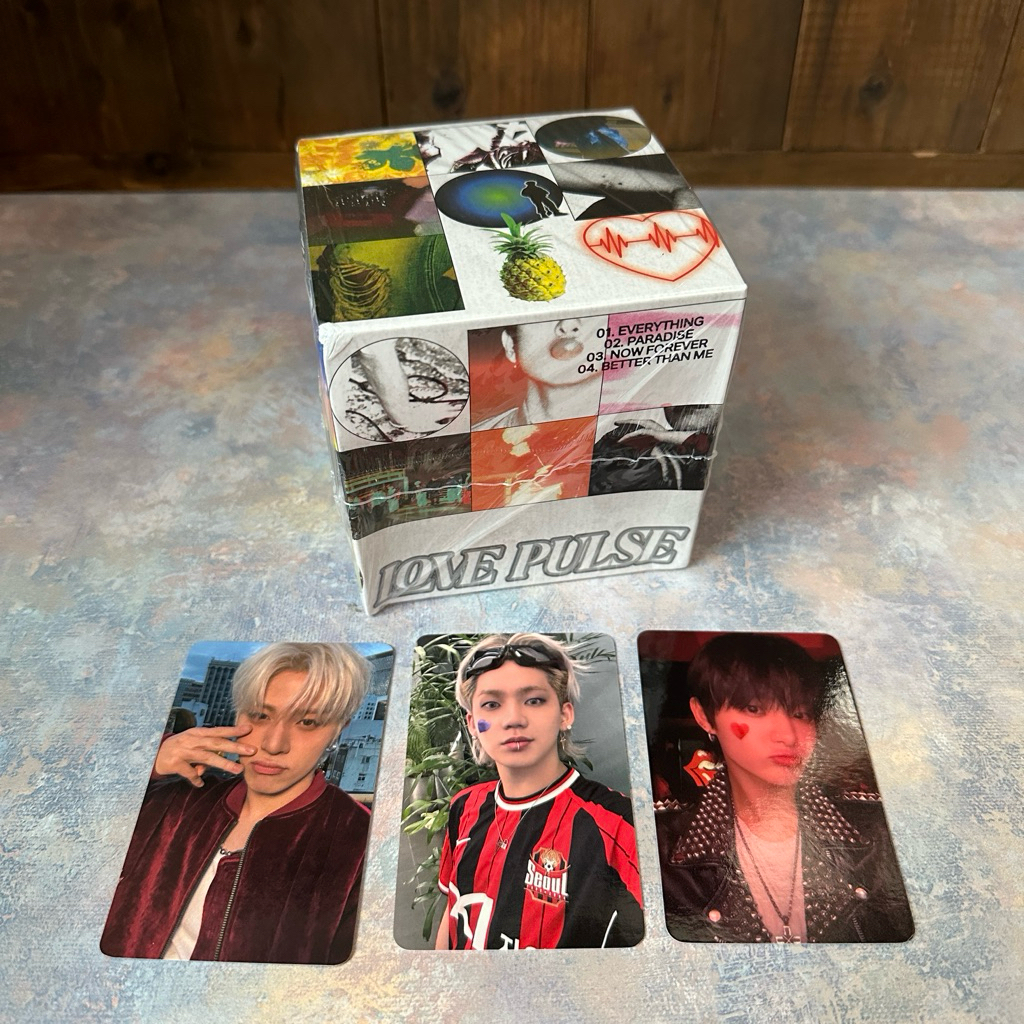 [READY] TREASURE TEUME VER HYUNSUK JERSEY JIHOON ROCK METAL MERAH POB LUCKY DRAW THE SAMEE INSADONG 