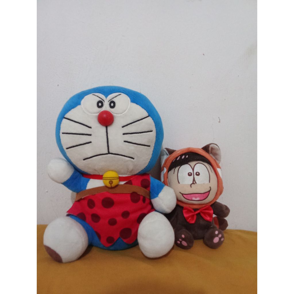 boneka karakter Doraemon dan nobita spesial rimba