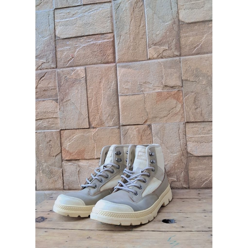 PRELOVED MURAH - Original Sepatu Eiger Ras Dashen WS Shoes UK.39