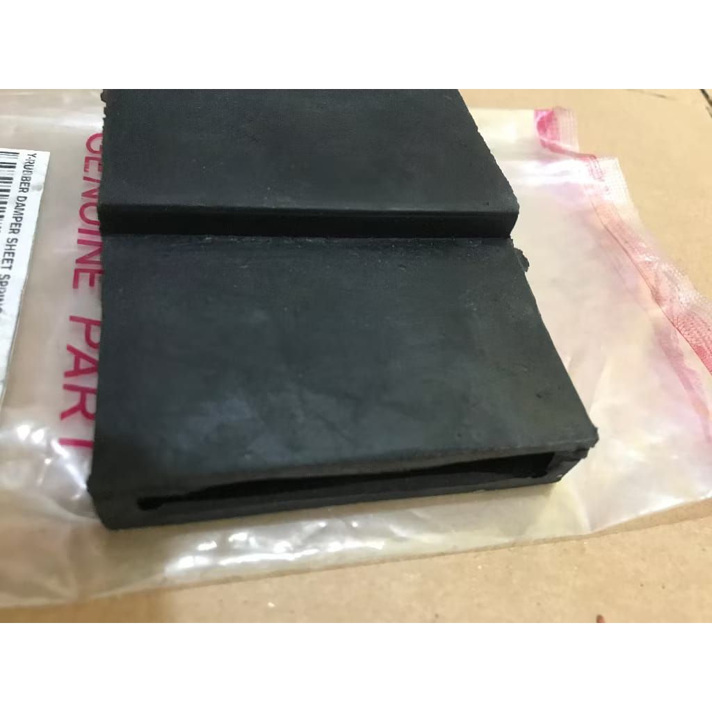 (ORIGINAL VIAR)KARET PER PEREDAM PER DAUN VIAR KARET PEREDAM PER VIAR 150CC.200CC