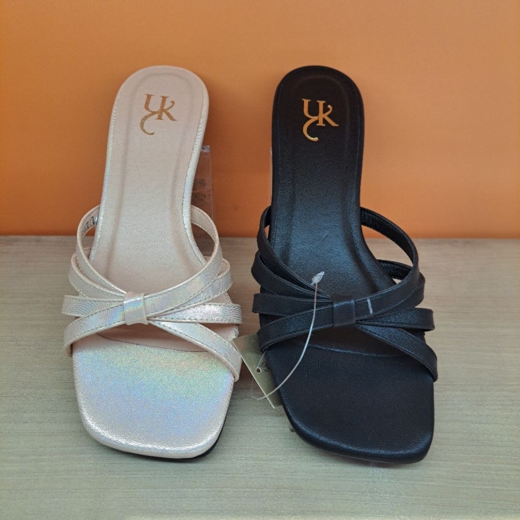 Sandal wanita YONGKI KOMALADI