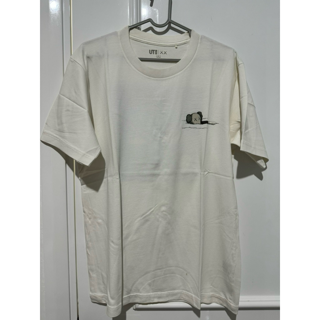 Preloved Uniqlo x Kaws