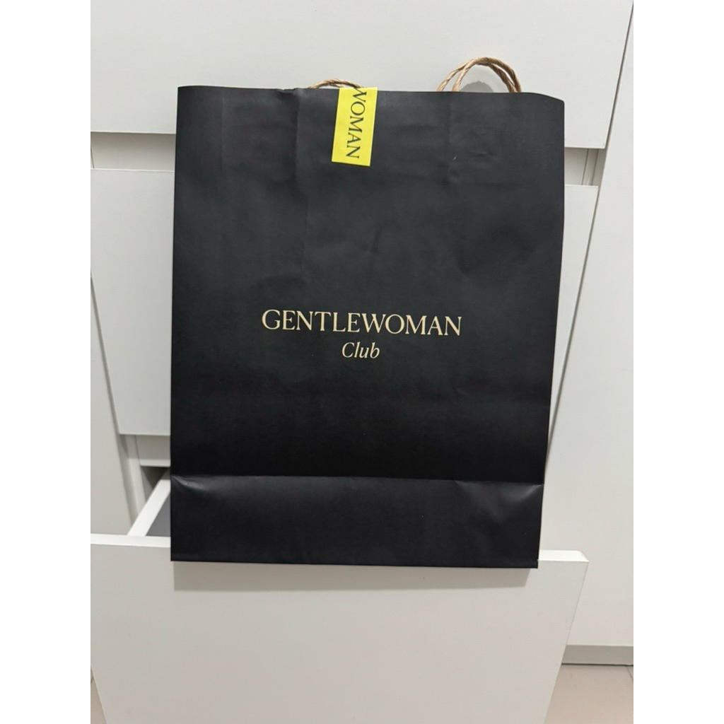 

Kantong Kertas/Paperbag Gentle Woman
