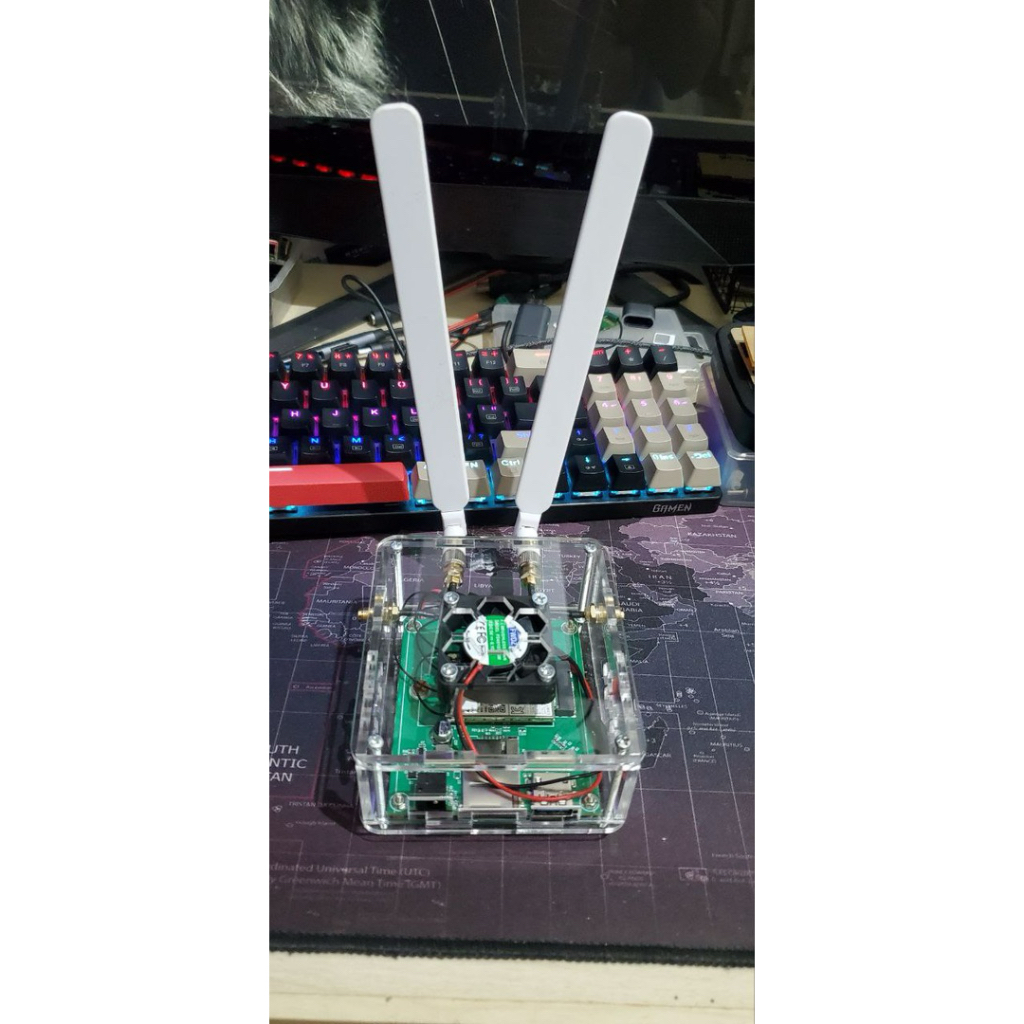 CASE AKRILIK MODEM RAKITAN