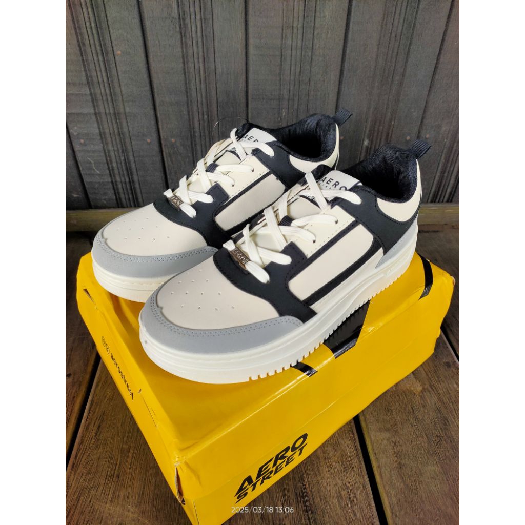 Aerostreet Brooklyn Natural Hitam Hitam