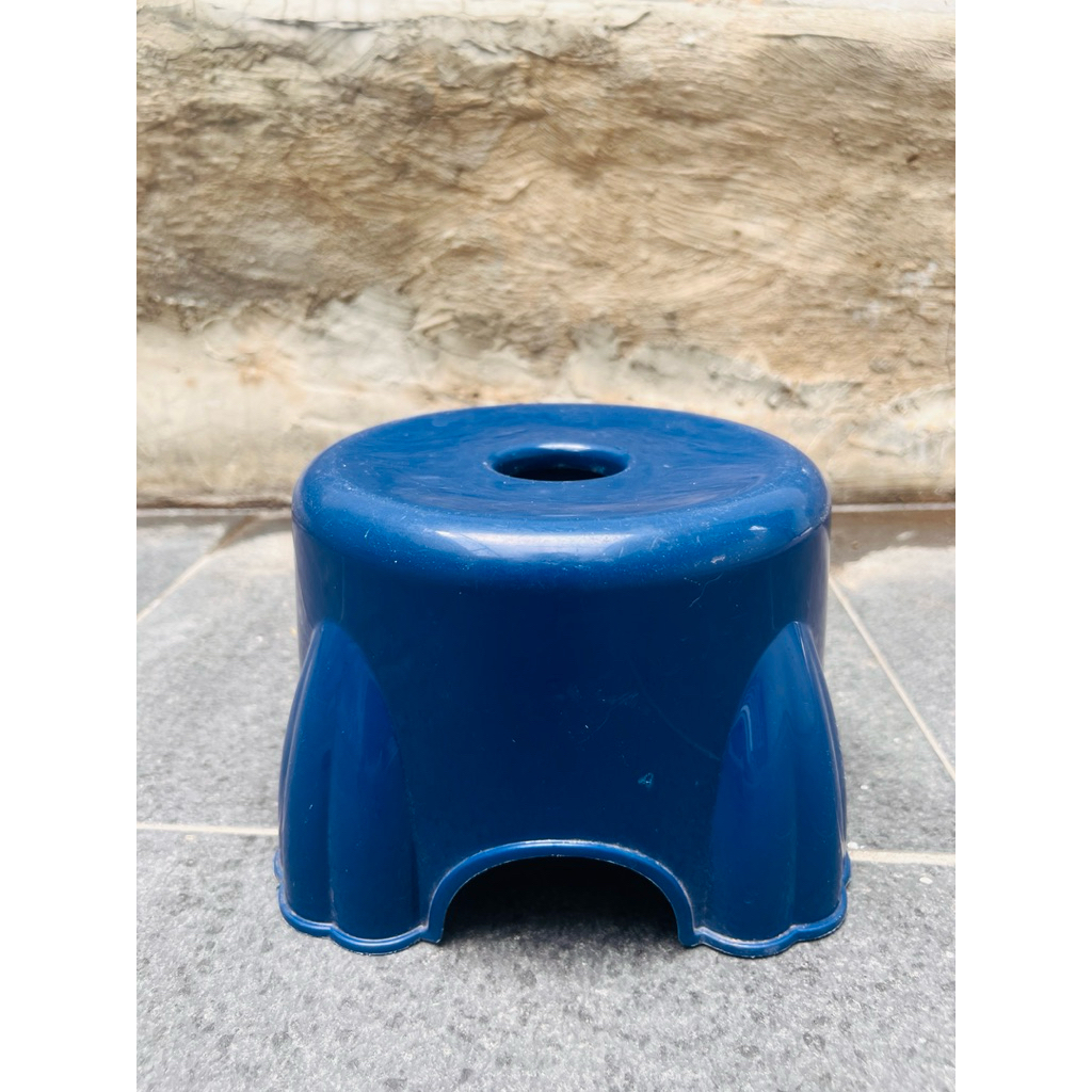 DINGKLIK KURSI PLASTIK PENDEK KURSI JONGKOK NAVY