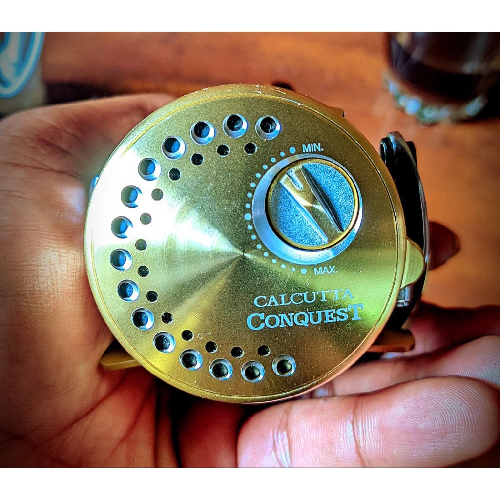 SHIMANO CALCUTTA CONQUEST 201 HG