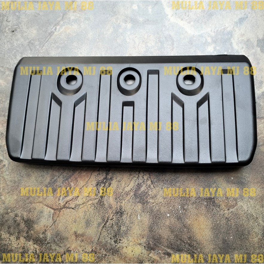 Plastik Pijakan Kaki Bumper Depan Bawah Hino Lohan 500/Pijakan Kaki Bumper HINO Lohan 500