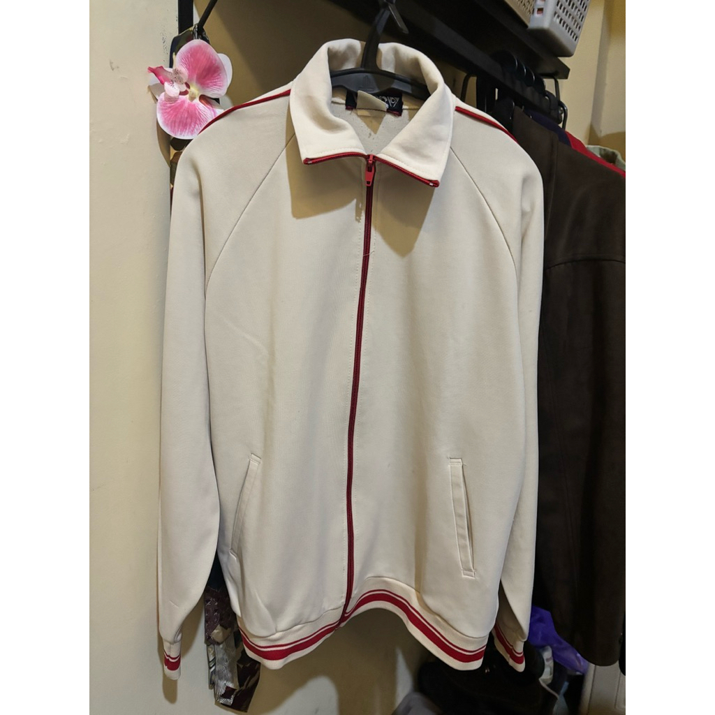 preloved jaket vintage putih