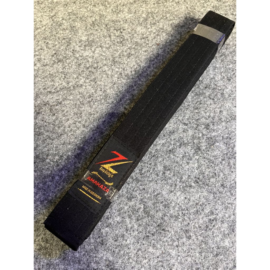 sabuk karate warna hitam