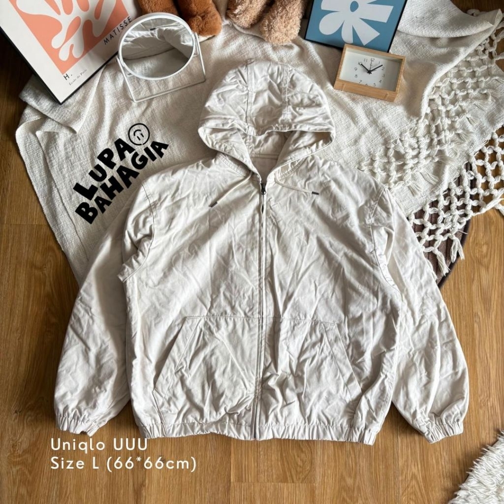 UNIQLO UUU Broken White Canvas Active Boxy Hoodie Jaket size L | 100% Original