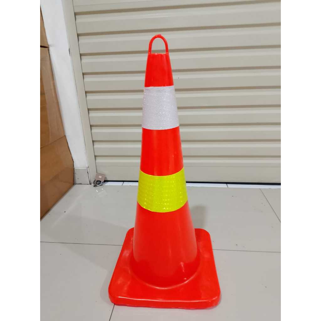 Traffic cone 70 cm / Kerucut safety cone / Kerucut 75 cm