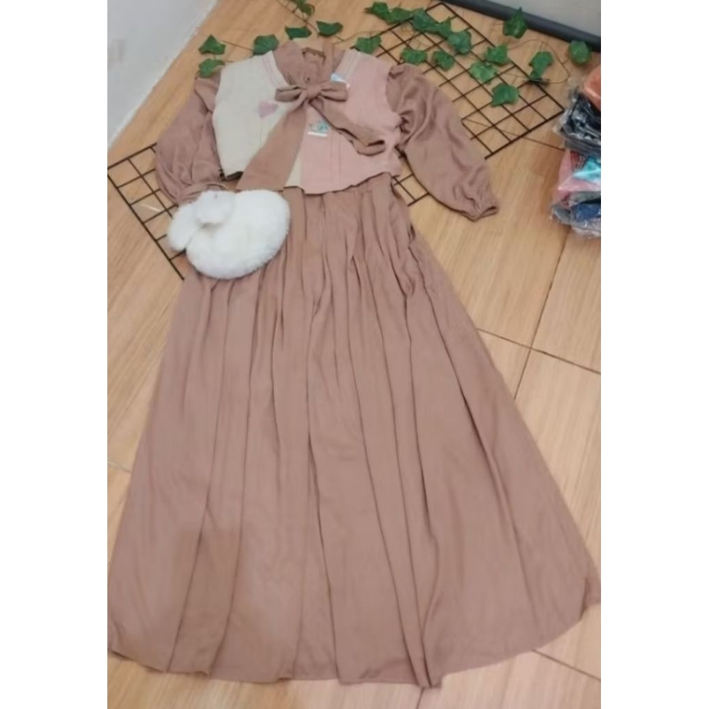 gamis kekinian ala korean style rompi rajut nempel