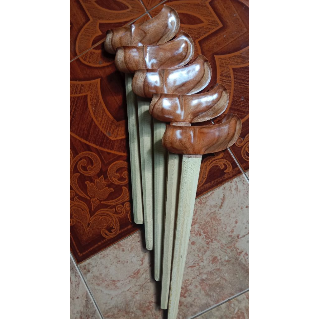 Warangka Keris Kayu telesium larasan Sudah Dilubangi