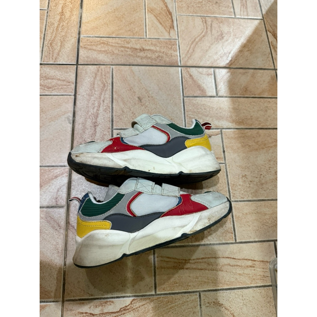 zara sepatu anak preloved ukuran 30