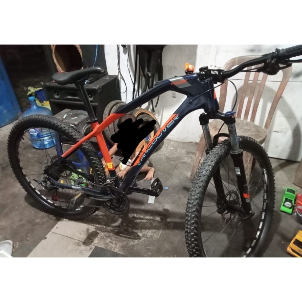 sepeda police vancouver y8, sepeda bekas