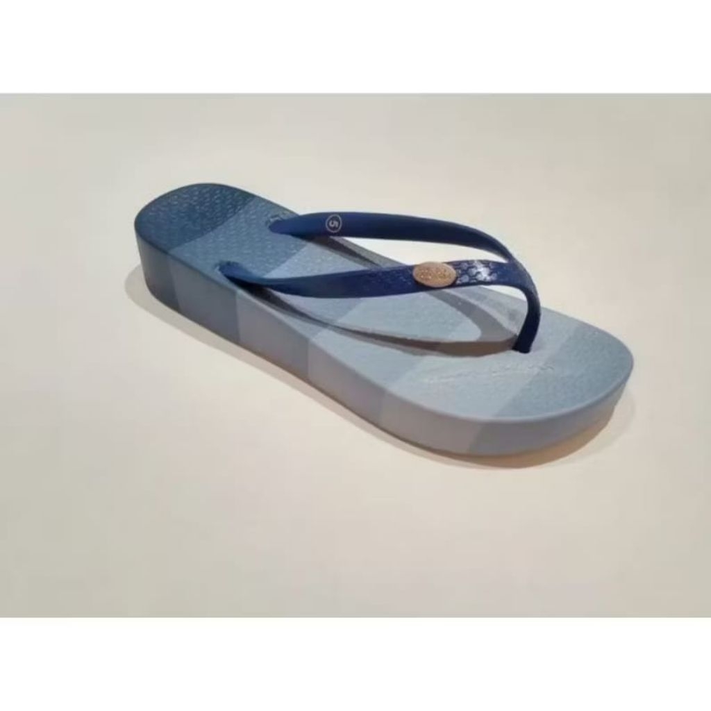 Pata Pata BATA Sandal Karet Jepit Wedges Pendek