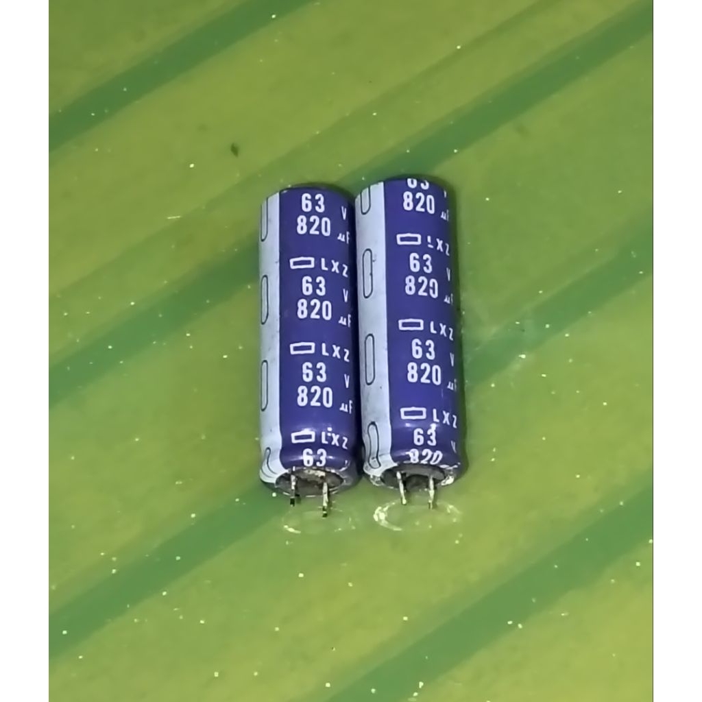 ELCO 63V 820UF BEKAS