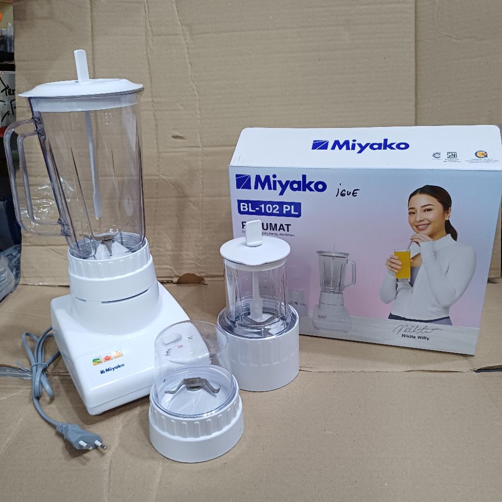 Blender Miyako BL 102 PL 3 gelas plastik bumbu kering , bumbu basah dan juicer