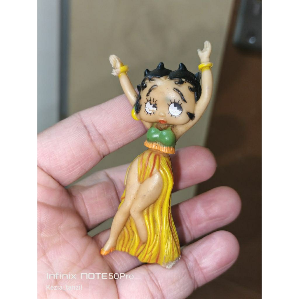 ACTION FIGURE FIGUR BEETY BOOPS BETY BEETI BETY BARTZ BART BARTS BETI GANCI GANTUNGAN KUNCI KEYCHAIN