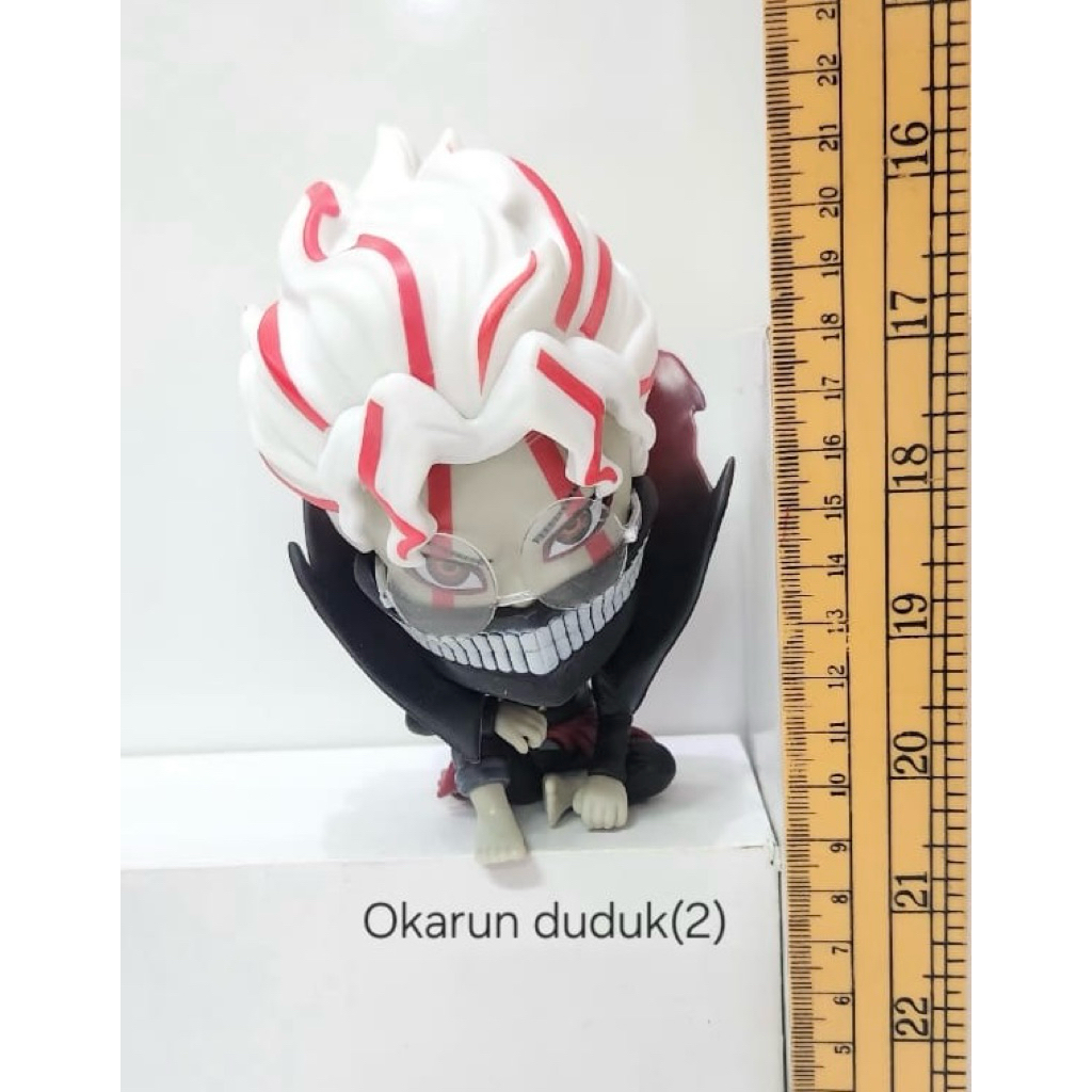 action figure dandadan okarun duduk