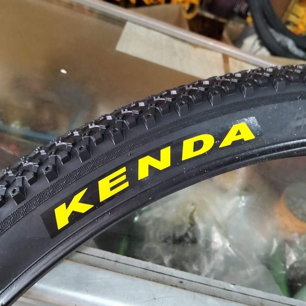 Ban Luar Sepeda 27.5 x 1.95 Kenda
