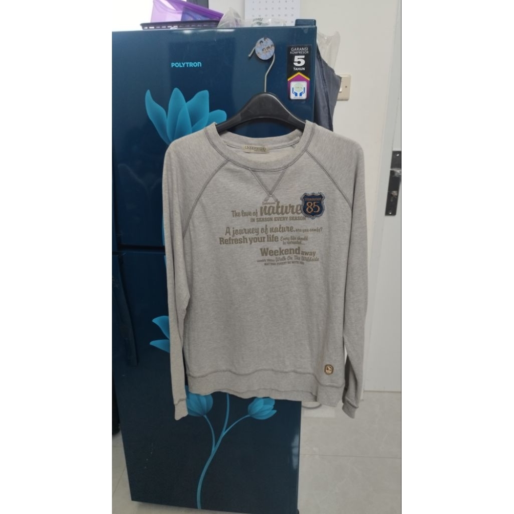 CREWNECK / SWEATER UNDERWOOD