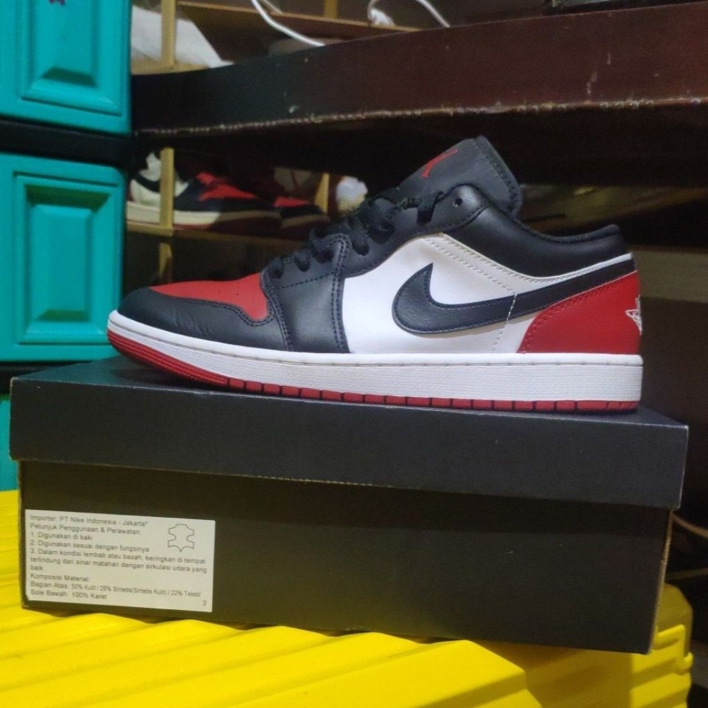 AJ1 Low Bread Toe size 45 BNIB ORIGINAL
