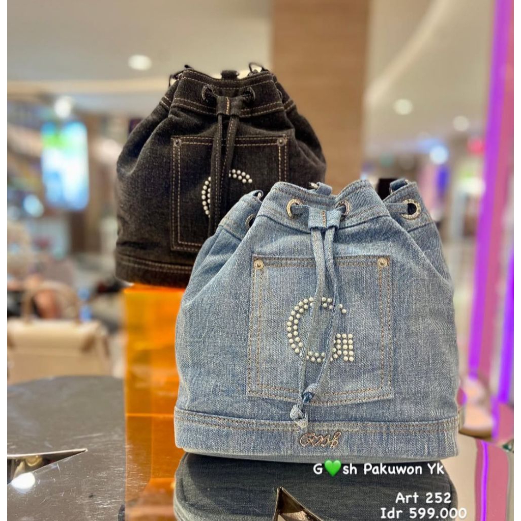 Gosh art 252 Free Paperbag