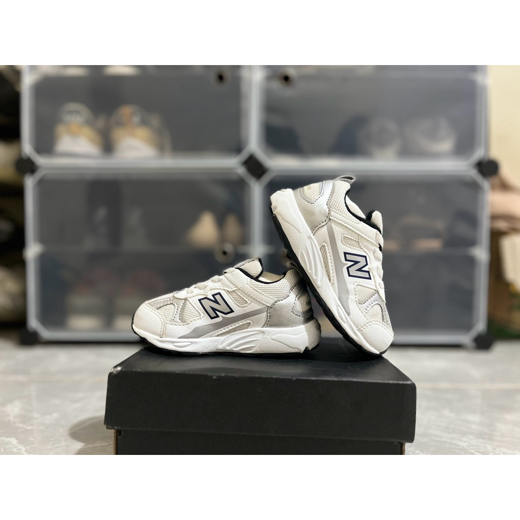 Sepatu Anak Preloved/Second Kids NB 878 Size 25