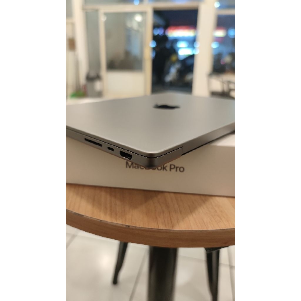 MacBook Pro M1 Pro 16GB/512GB