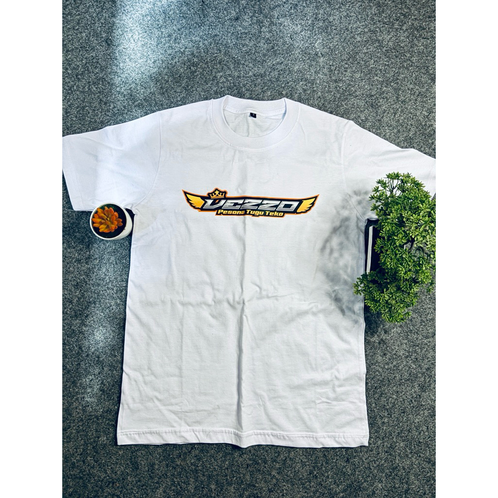 Kaos Bis  Miniatur Vezzo (  Pria Distro Baju Oblong Katun Dewasa Polos Hitam Cowok )