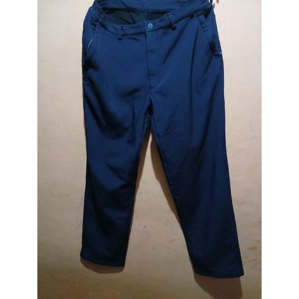 Celana panjang bahan tebal