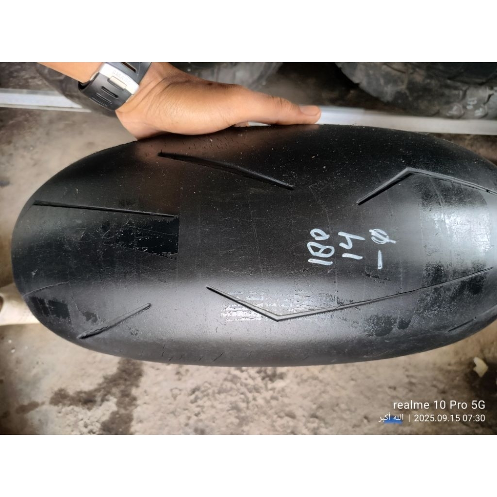 ban pirelli 120-70-17 dan 180-55-17