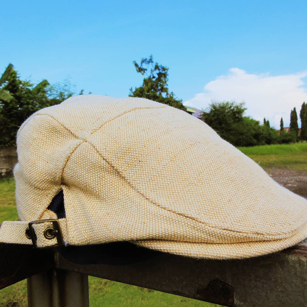 Levis FlatCap Canvas dessert Colour way  Size M  Diameter : 57 cm  Bnwt