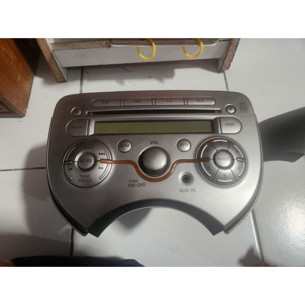 headunit copotan nissan march 2012